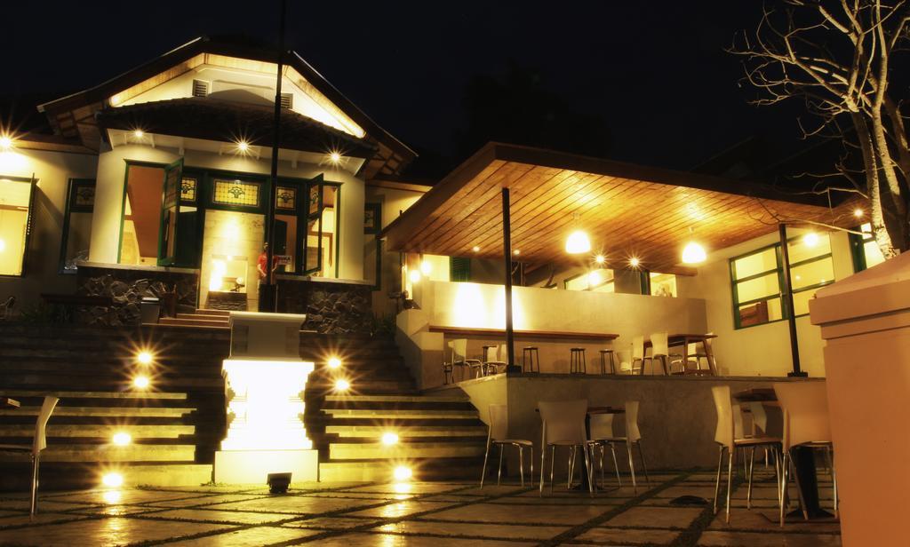 Tetirah Boutique Hotel Салатига Экстерьер фото